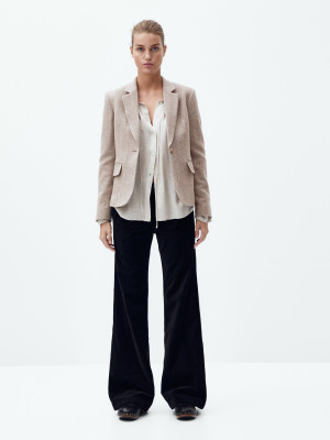 Luna Bijl - Massimo Dutti