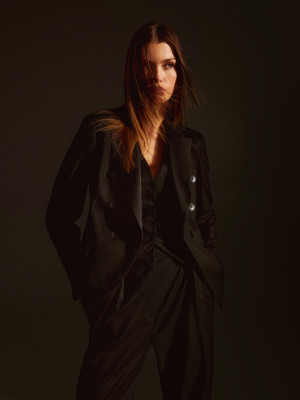 Luna Bijl - Massimo Dutti
