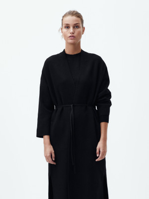 Luna Bijl - Massimo Dutti