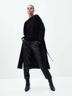 Luna Bijl - Massimo Dutti