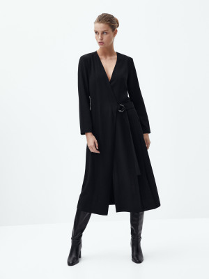 Luna Bijl - Massimo Dutti