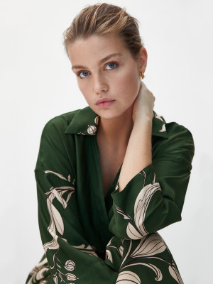 Luna Bijl - Massimo Dutti