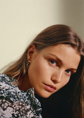 Luna Bijl - Mango Sunset Conversation Lookbook
