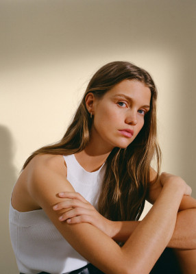 Luna Bijl - Mango Sunset Conversation Lookbook