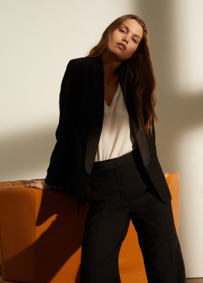 Luna Bijl - Mango Sunset Conversation Lookbook