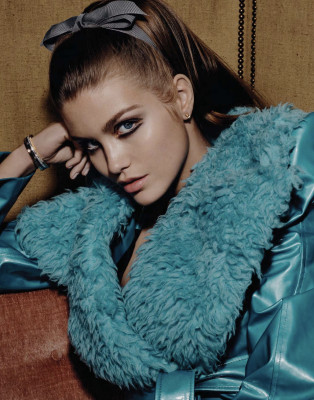 Luna Bijl by Liz Collins for Vogue Ukraine | December 2020/January 2021