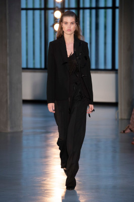 Luna Bijl - Max Mara Resort 2019 Fashion Show in Milan