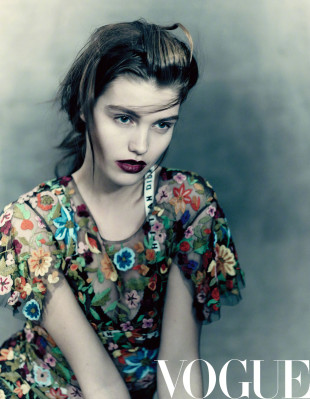 Luna Bijl - Vogue China 2018