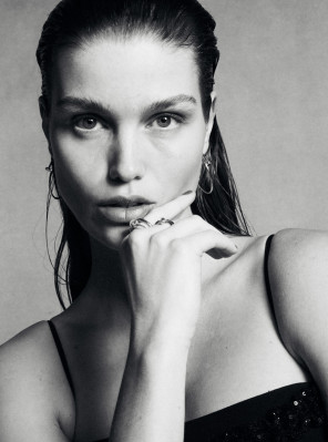 Luna Bijl - Harpers Bazaar UK March 2023