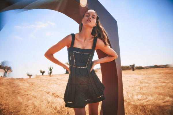 Luna Bijl for Alexis  Resort 25
