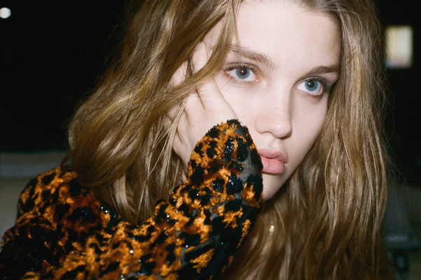 Luna Bijl - i-D Magazine by Theo Wenner
