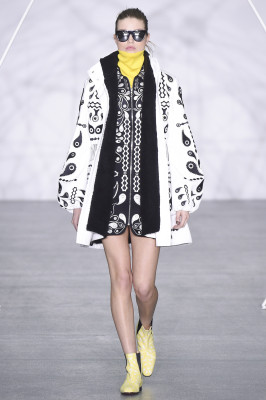 Luna Bijl - Holly Fulton Autumn/Winter Fashion Show in Paris