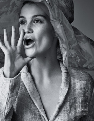 Luna Bijl - For Vogue Japan 2019
