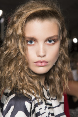  Luna Bijl - TopShop Unique Spring/Summer 2017 Fashion Show in London