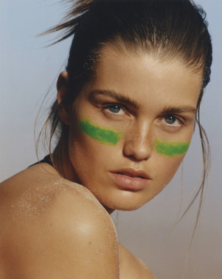 Luna Bijl by Charles Negr for Vogue Netherlands // 2021  