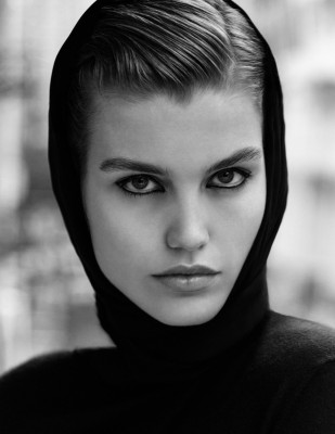 Luna Bijl- Vogue Mexico &amp; Latin America December 2018 by Chris Colls  