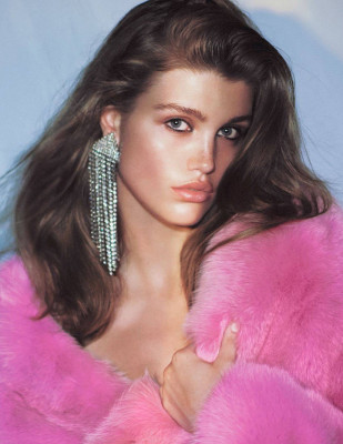 Luna Bijl - Vogue Paris