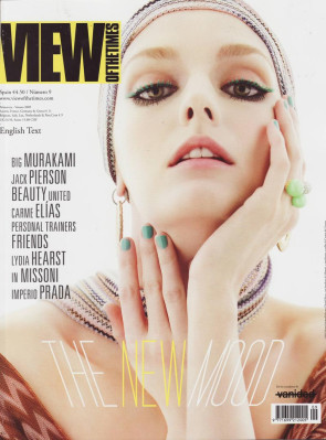 photo 3 in Lydia Hearst gallery [id338372] 2011-01-08 00:00:00