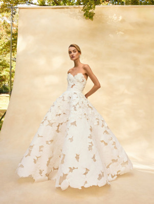 Maartje Verhoef for Oscar de la Renta Fall 2025 Bridal Collection