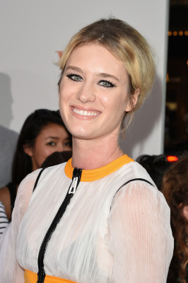 photo 8 in Mackenzie Davis gallery [id802405] 2015-04-22 00:00:00