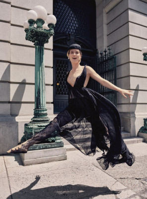 Mackenzie Davis – Vanity Fair October 2019 Photos