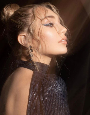 Maddie Ziegler – PhotoShoot 2018