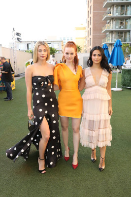 Madelaine Petsch-Comic Con,San Diego