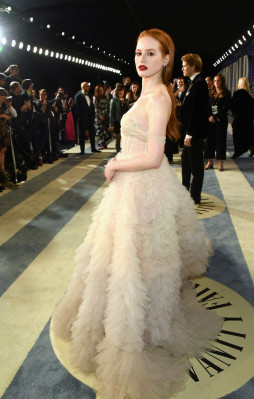 Madelaine Petsch – 2019 Vanity Fair Oscar Party