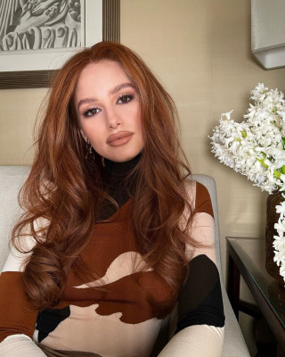 Madelaine Petsch-Fendi Couture Spring/Summer 2022