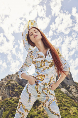 Madelaine Petsch – Elite Daily 2019