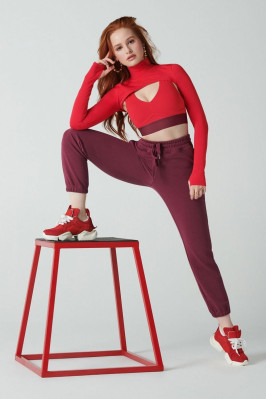 MADELAINE PETSCH for Fabletics x Madelaine 2020 Collection