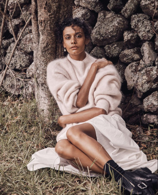 Madeleine Madden – JONES’ Winter Magazine 2018 Photoshoot