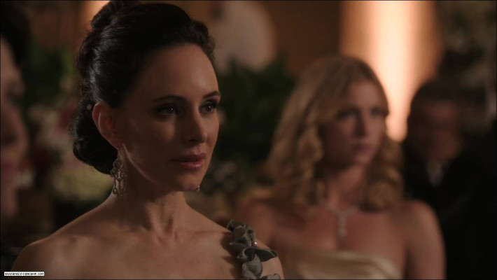 Madeleine Stowe - Revenge (2011) 1x05 &#039;Guilt&#039;