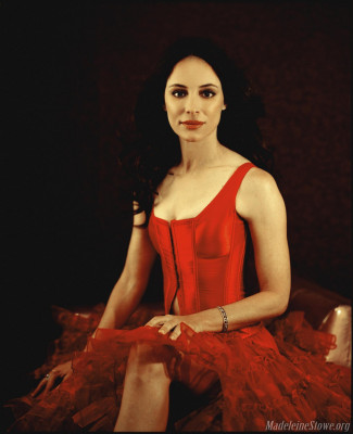 Madeleine Stowe - Photoshoot (2000)