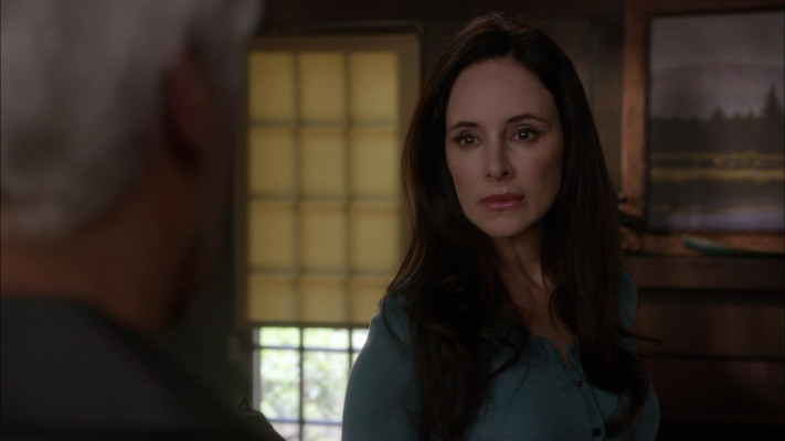 Madeleine Stowe - Revenge (2012) 2x02 &#039;Resurrection&#039;