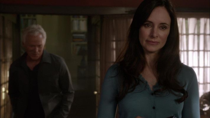 Madeleine Stowe - Revenge (2012) 2x02 &#039;Resurrection&#039;