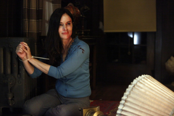 Madeleine Stowe - Revenge (2012) 2x02 &#039;Resurrection&#039;