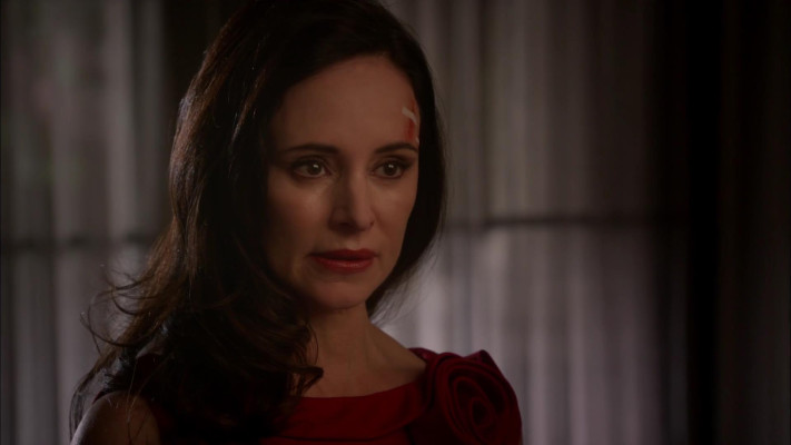Madeleine Stowe - Revenge (2012) 2x03 &#039;Confidence&#039;