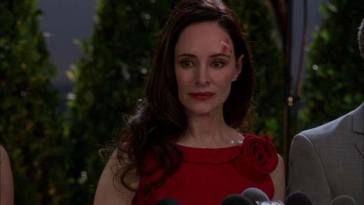 Madeleine Stowe - Revenge (2012) 2x03 &#039;Confidence&#039;