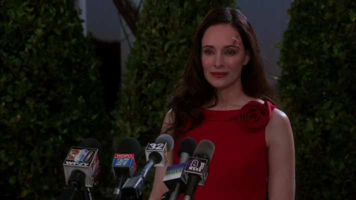 Madeleine Stowe - Revenge (2012) 2x03 &#039;Confidence&#039;