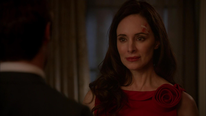 Madeleine Stowe - Revenge (2012) 2x03 &#039;Confidence&#039;