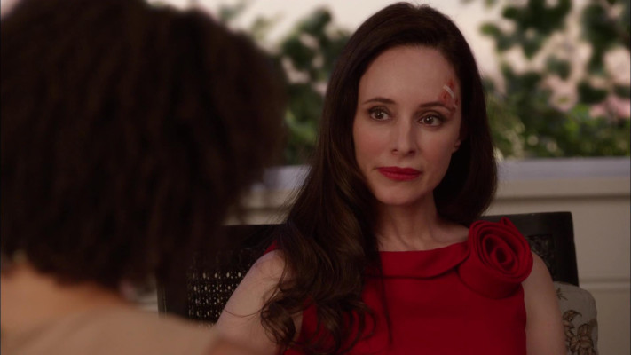 Madeleine Stowe - Revenge (2012) 2x03 &#039;Confidence&#039;
