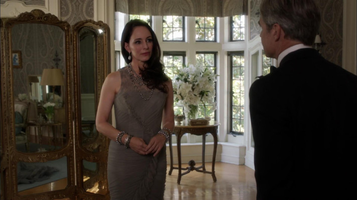 Madeleine Stowe - Revenge (2012) 2x06 &#039;Illusion&#039;