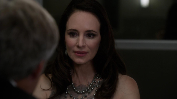 Madeleine Stowe - Revenge (2012) 2x06 &#039;Illusion&#039;