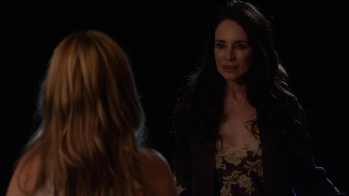 Madeleine Stowe - Revenge (2012) 2x06 &#039;Illusion&#039;