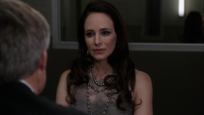 Madeleine Stowe - Revenge (2012) 2x06 &#039;Illusion&#039;