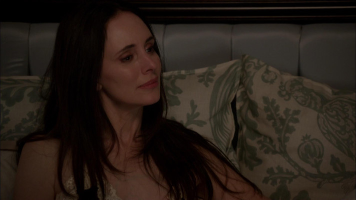 Madeleine Stowe - Revenge (2012) 2x07 &#039;Penance&#039;