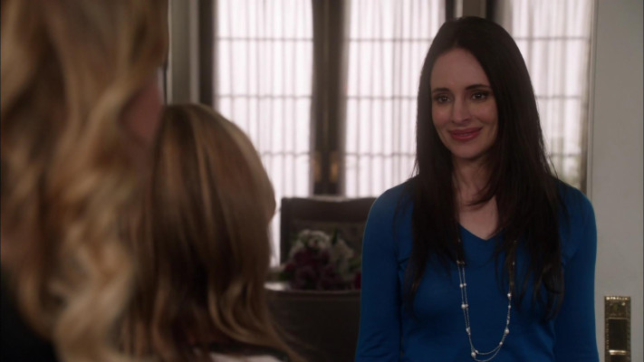 Madeleine Stowe - Revenge (2012) 2x07 &#039;Penance&#039;