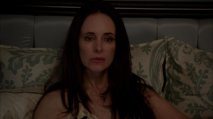 Madeleine Stowe - Revenge (2012) 2x07 &#039;Penance&#039;