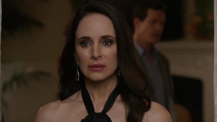 Madeleine Stowe - Revenge (2013) 2x12 &#039;Collusion&#039;